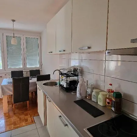 Sunny Lägenhet Sarajevo